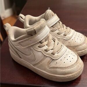 Kids white Nike Sneakers